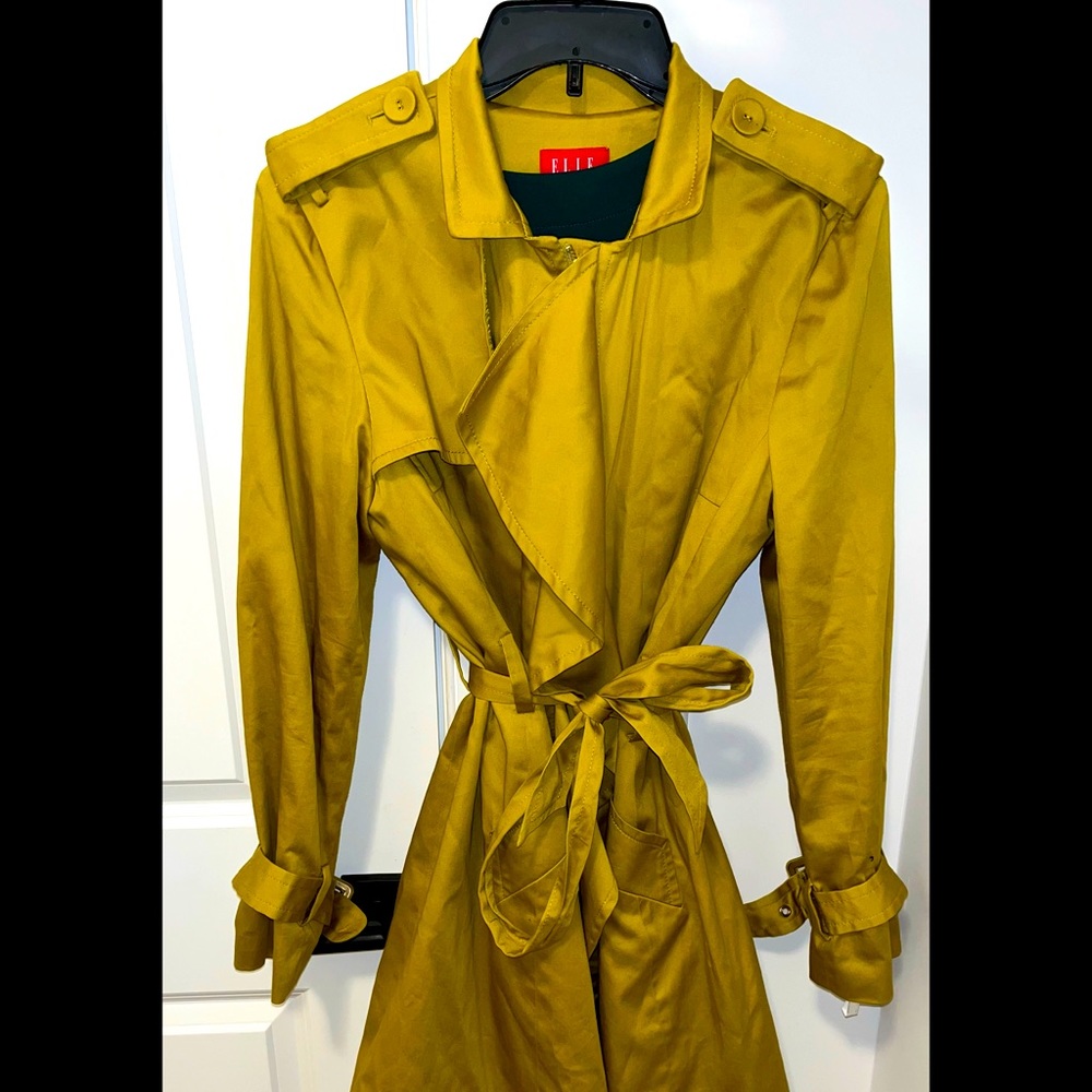 Stylish rain jacket